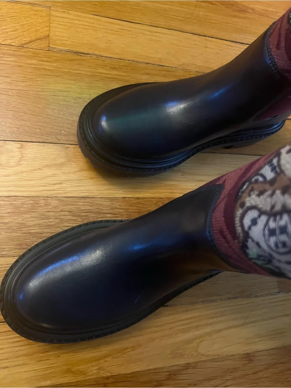 Tory Burch Tall Logo Jacquard T Hardware Embroidered Needlepoint Boot in Navy: 6